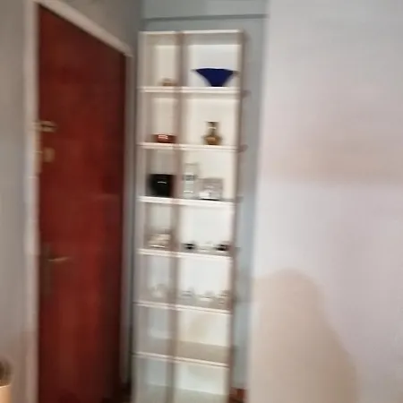 αpt.rooms. Axarnon Hostal Atenas